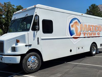 2002 Freightliner MT55 Chassis