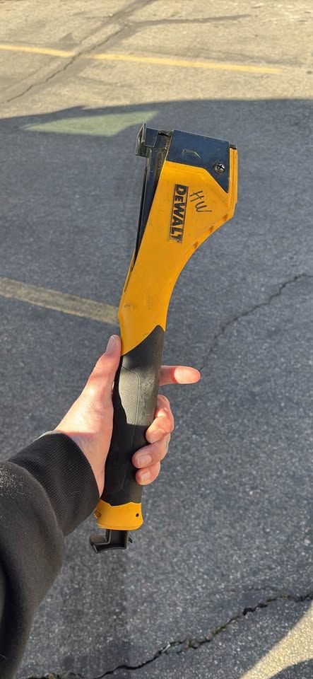DeWALT Heavy Duty Hammer Tacker