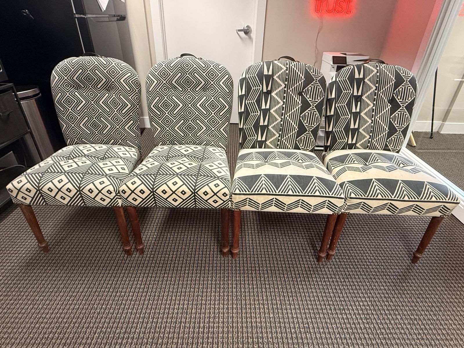 Set of 4 Upholstered Dining Chairs Black & White Geometric Pattern Wooden Legs