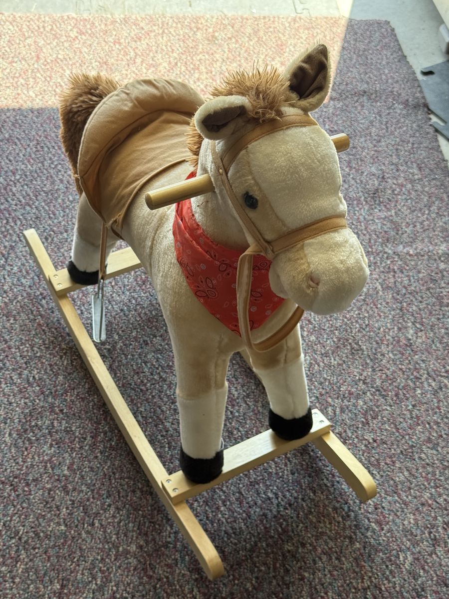 Qaba kids rocking horse with sounds