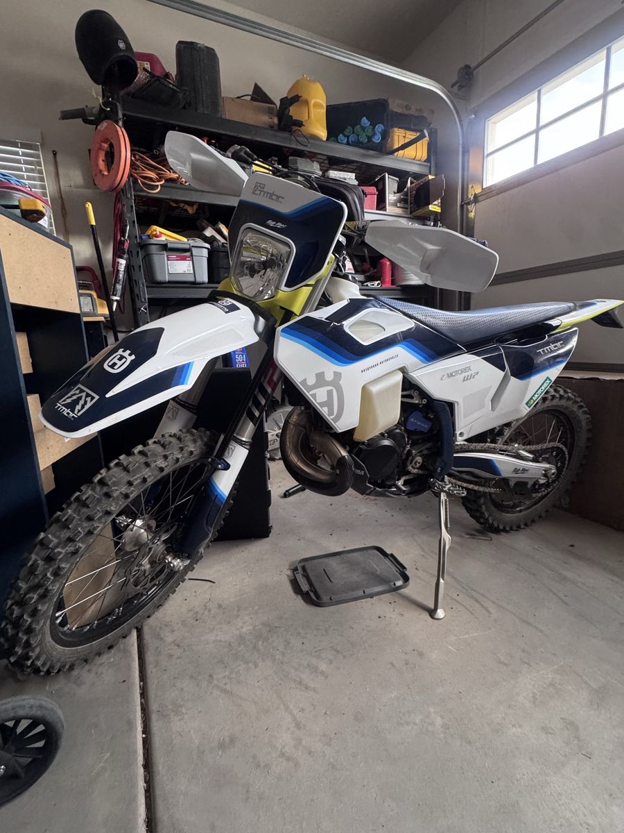 2024 Husqvarna TE 300