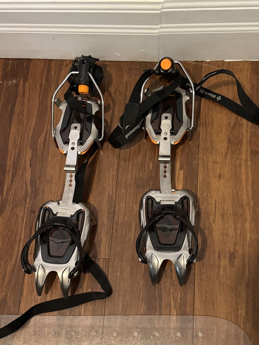 Black Diamond Black Diamond Sabretooth Crampons clip attachment style