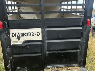 1998 Diamond D Horse Trailer