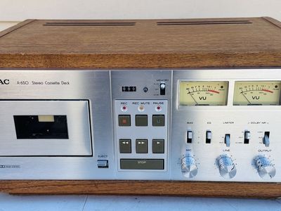 TEAC A‑650 VINTAGE HIGH FIDELITY CASSETTE