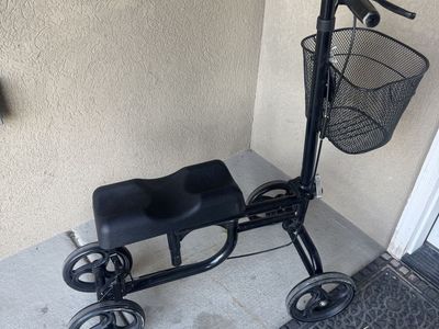 Knee Scooter Medical for Broken Leg Ankle