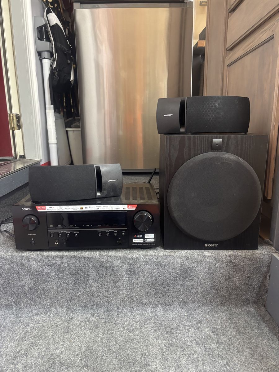 Surround sound receiver w/Bose speakers & sub