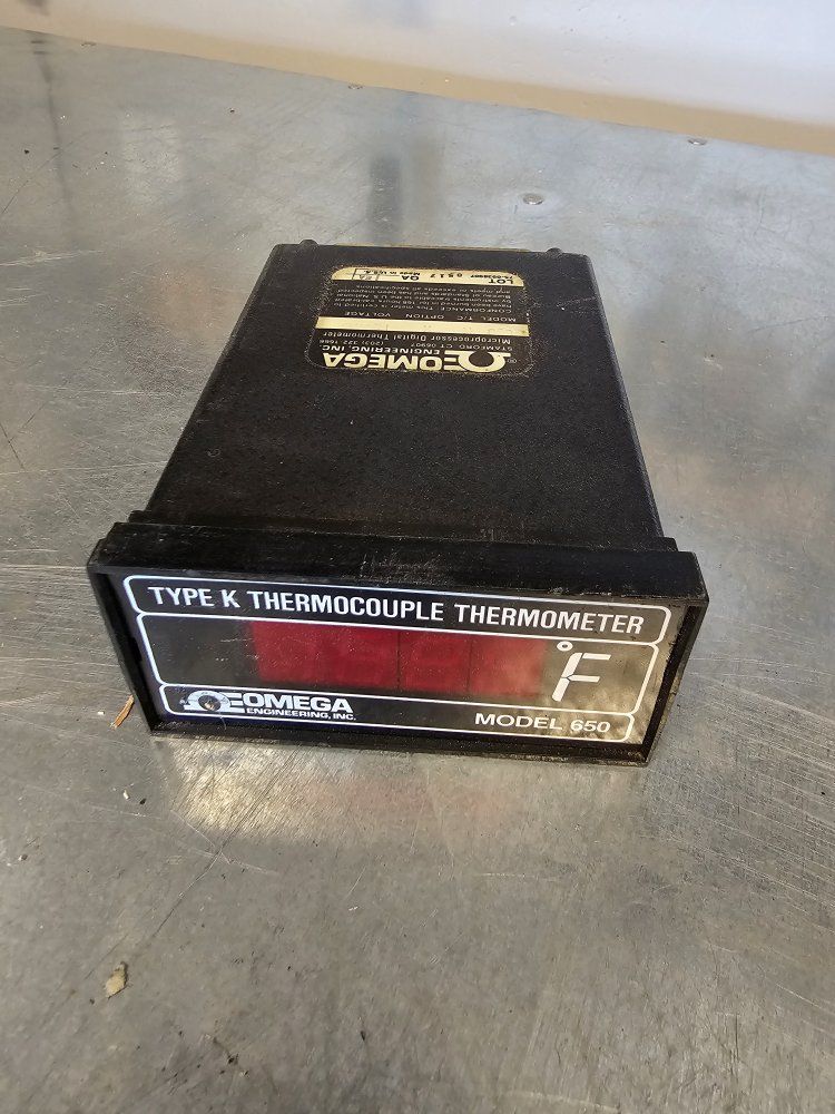 Omega 650/660 Digital Thermometer Microprocessor Type K Thermocouple Analog Output Made in USA