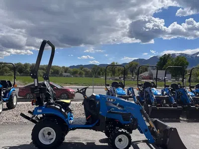 26 LS Tractor MT125