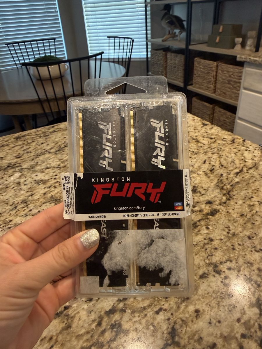 Kingston FURY Beast 32GB (2x16GB) DDR5 6800MT/s CL36 RAM Kit for Desktop Computers
