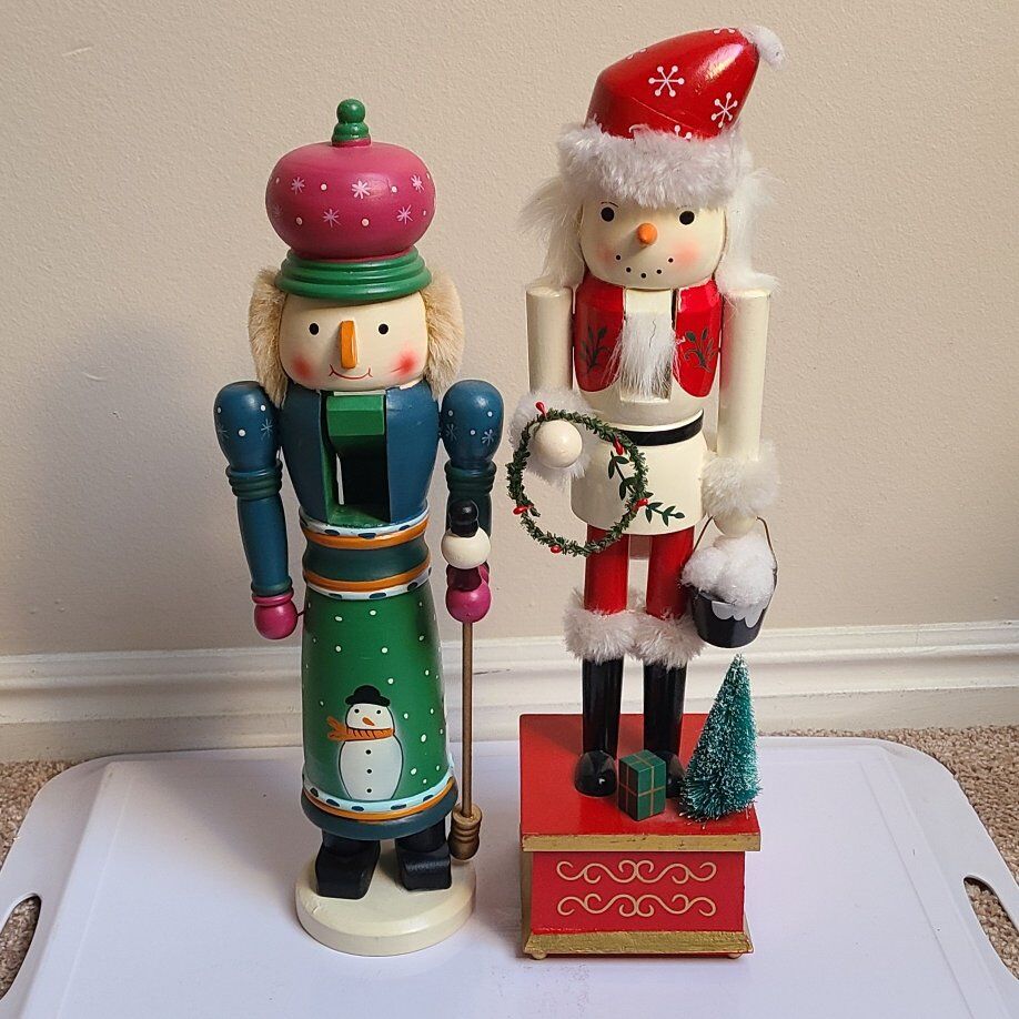 2 Snowman Nutcrackers