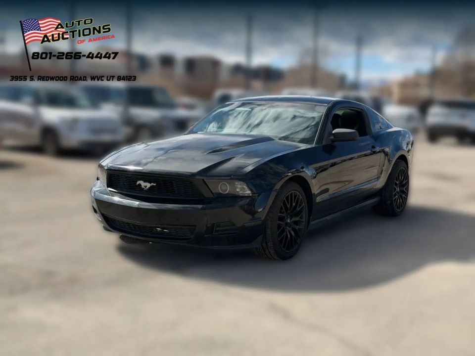 2011 FORD MUSTANG Premium