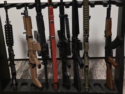 GOAT Guns Military Rifle Model Set - Replica Figurines