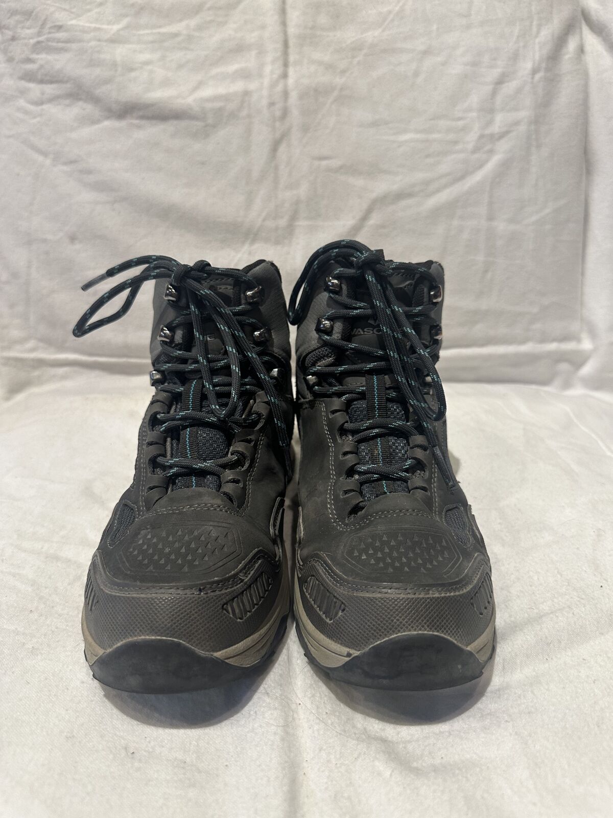 Vasque Youth Size 5 Wtrprf mid Hiking Boots