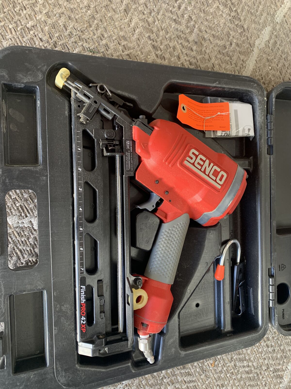 Senco 15 Gauge Finish Nailer