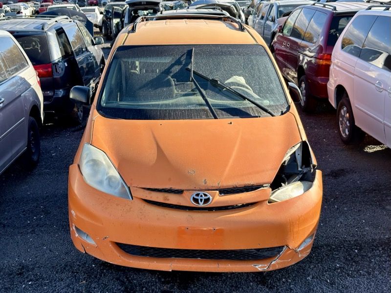2006 Toyota Sienna Parts