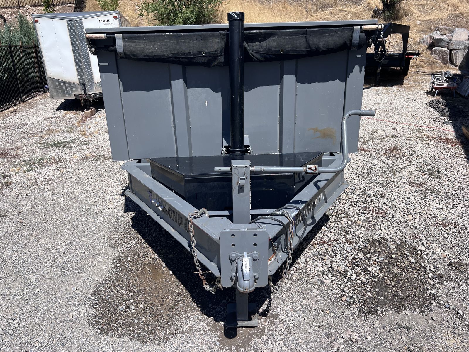 Main image 6