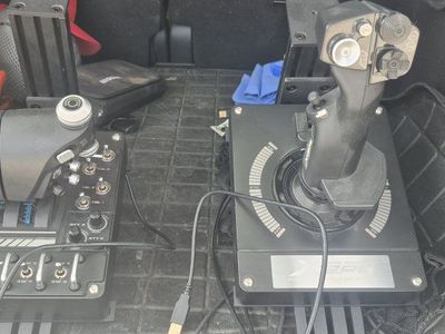 LOGITECH G X56 HOTAS Throttle and Flight sticks