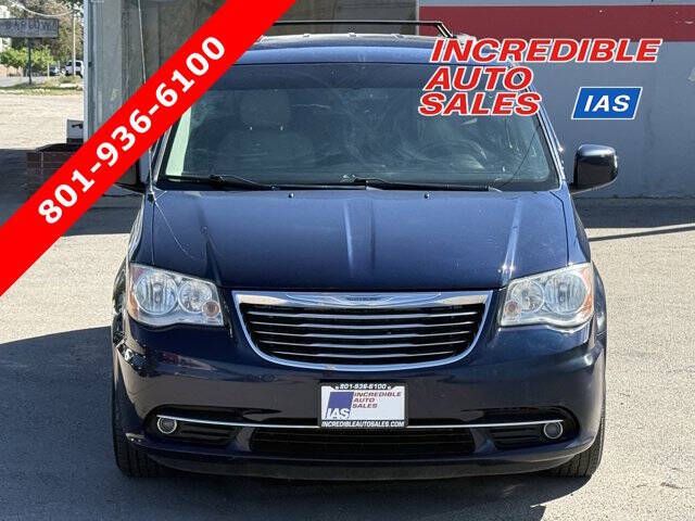 2015 Chrysler Town and Country Touring