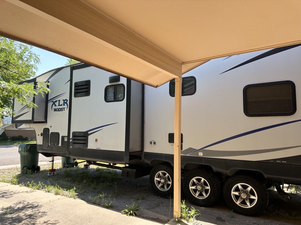 2020 Forest River 37TSX13 Fifth Wheel Toy Hauler