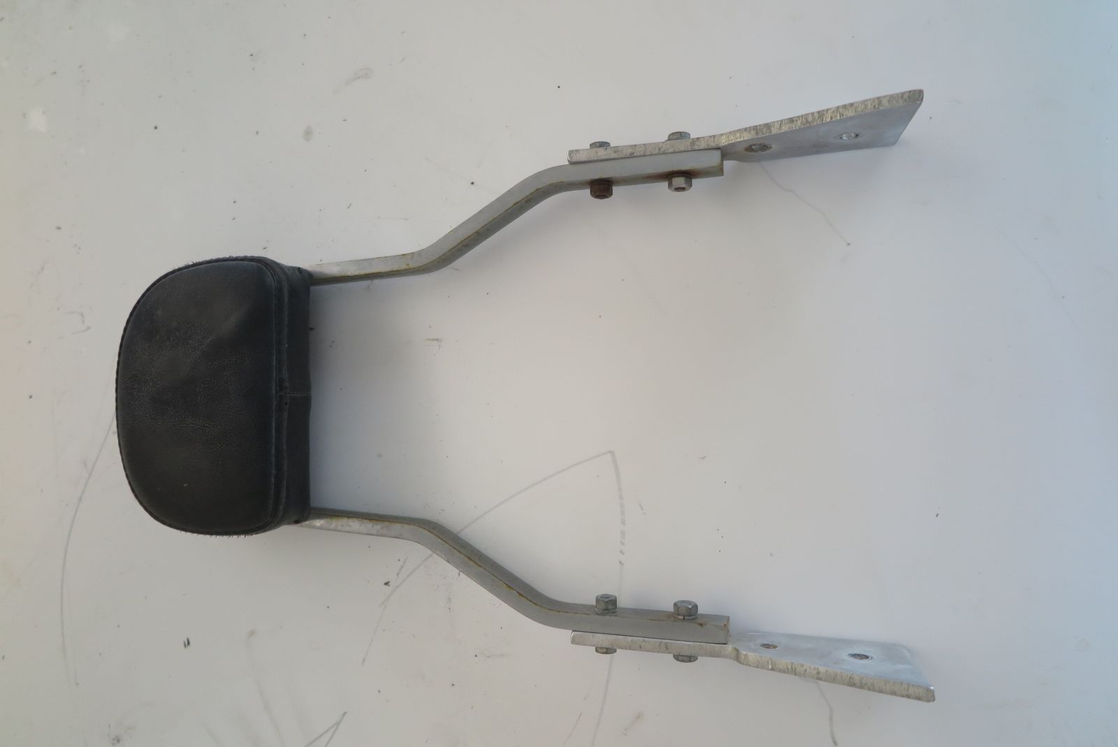 kawasaki vulcan rear sissy arm