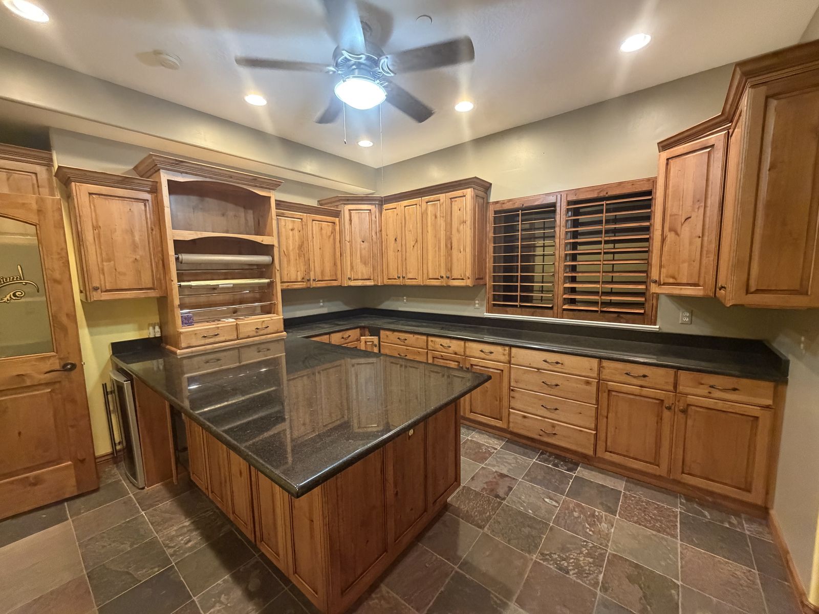 Great looking cabinets