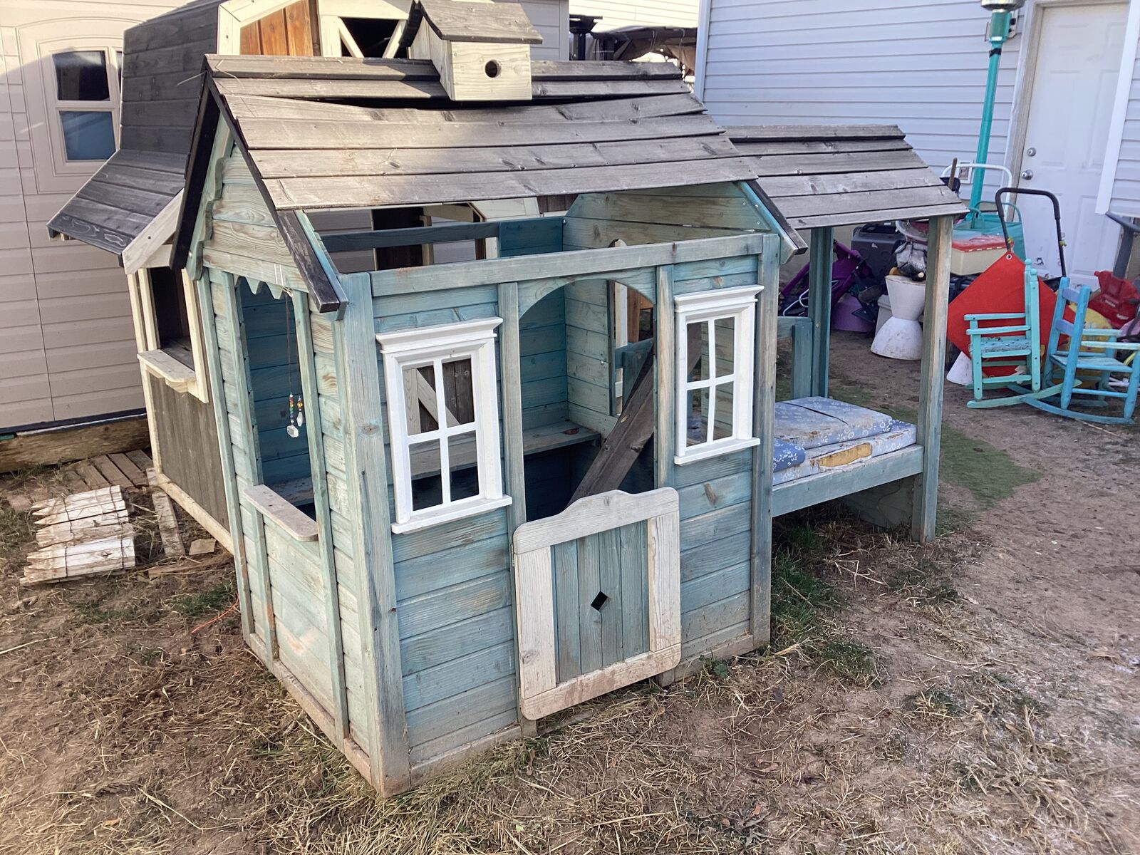 Kids playhouse