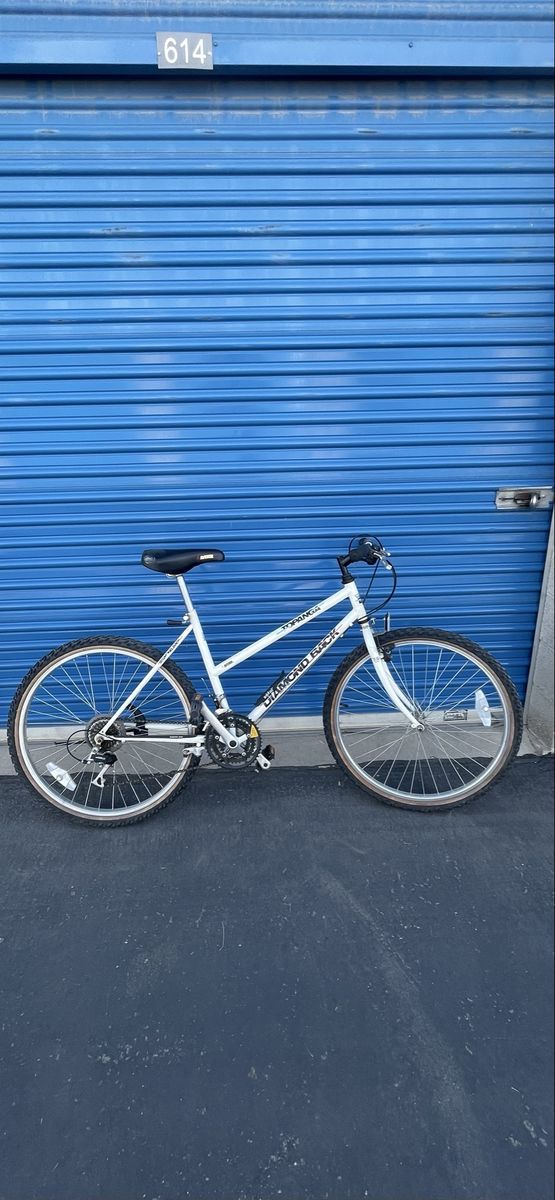 Diamondback Topanga women's medium mountain bike