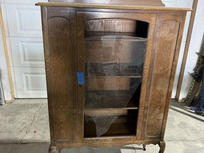 Vintage Wooden Display Cabinet with Glass Door and Decorative Legs