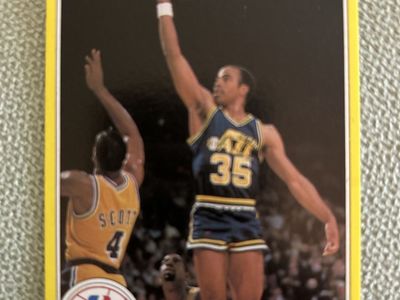 1986 Star Company Darrell Griffith #35 Yellow Court King Basketball Card NBA Utah Jazz Vintage Star ‘86 Basketball Card