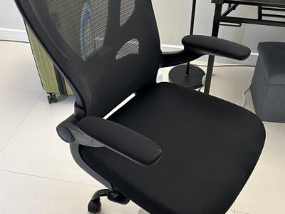 New in box Office Chair Ergonomic