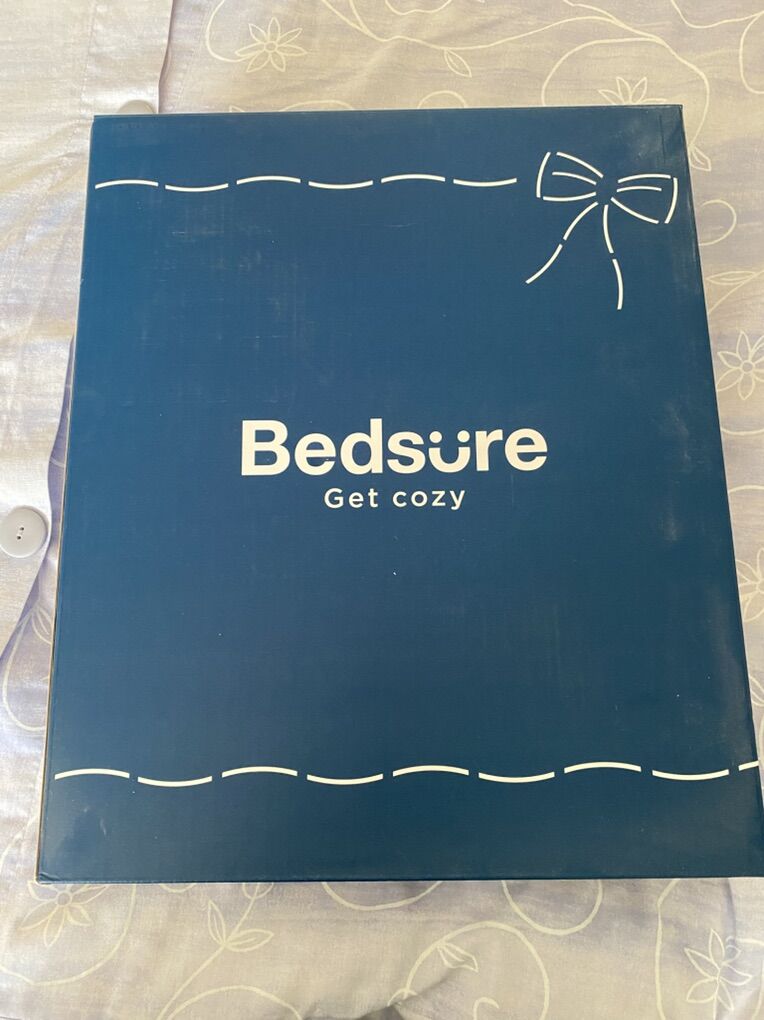 Bedsure Wearable blanket