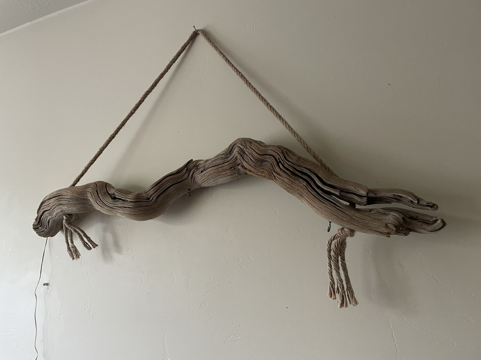 Main image 3