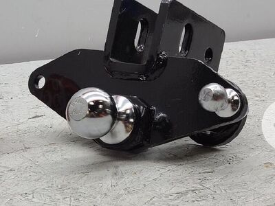 Trailer Hitch Centerline Equalizer Hitch