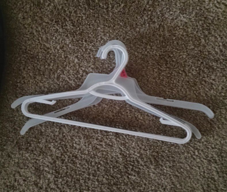Plastic Clothing Hangers Set of 5 White and Semi-Clear