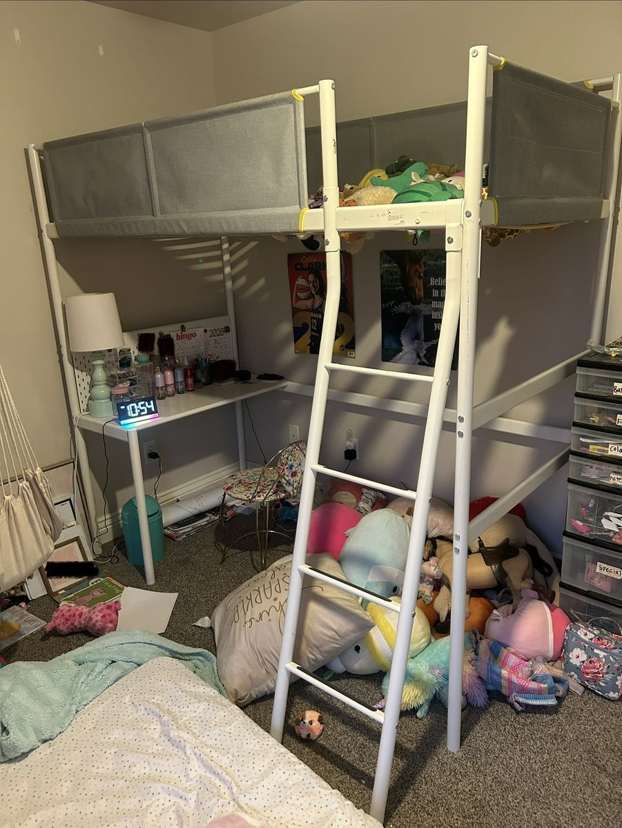 Loft kids bunk bed with desk