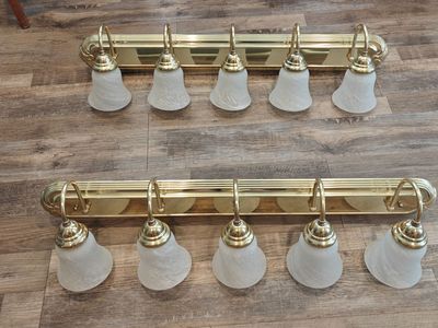 Bathroom Vanity lights Chrome & Gold