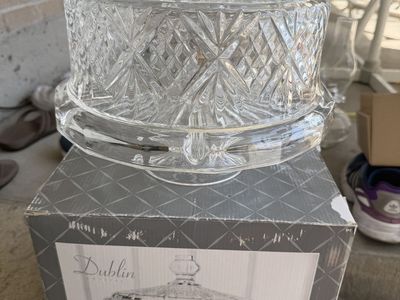 Shannon Designs of Ireland Dublin 4-in-1 Lead Crystal Cake Dome & Serving Platter
