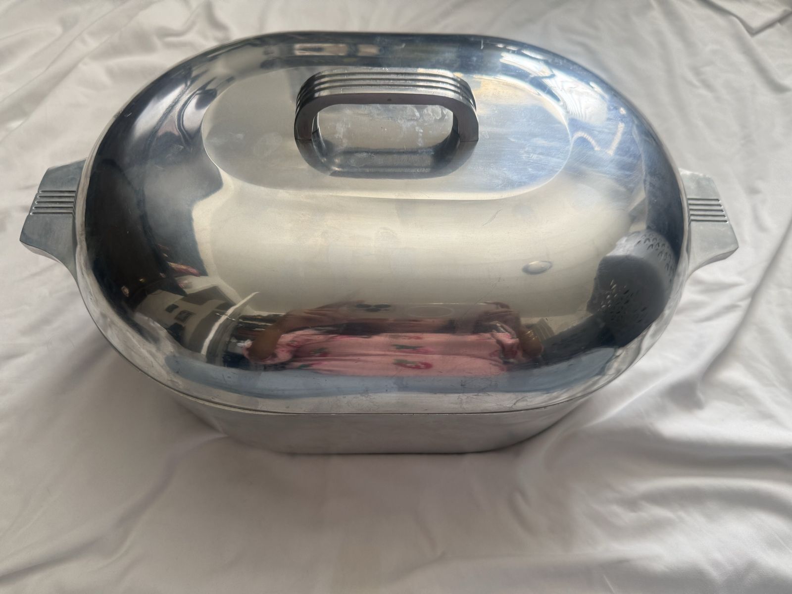 Magnalite 4267 Oval Roaster 13QT with Lid Rack Trivet Great Condition