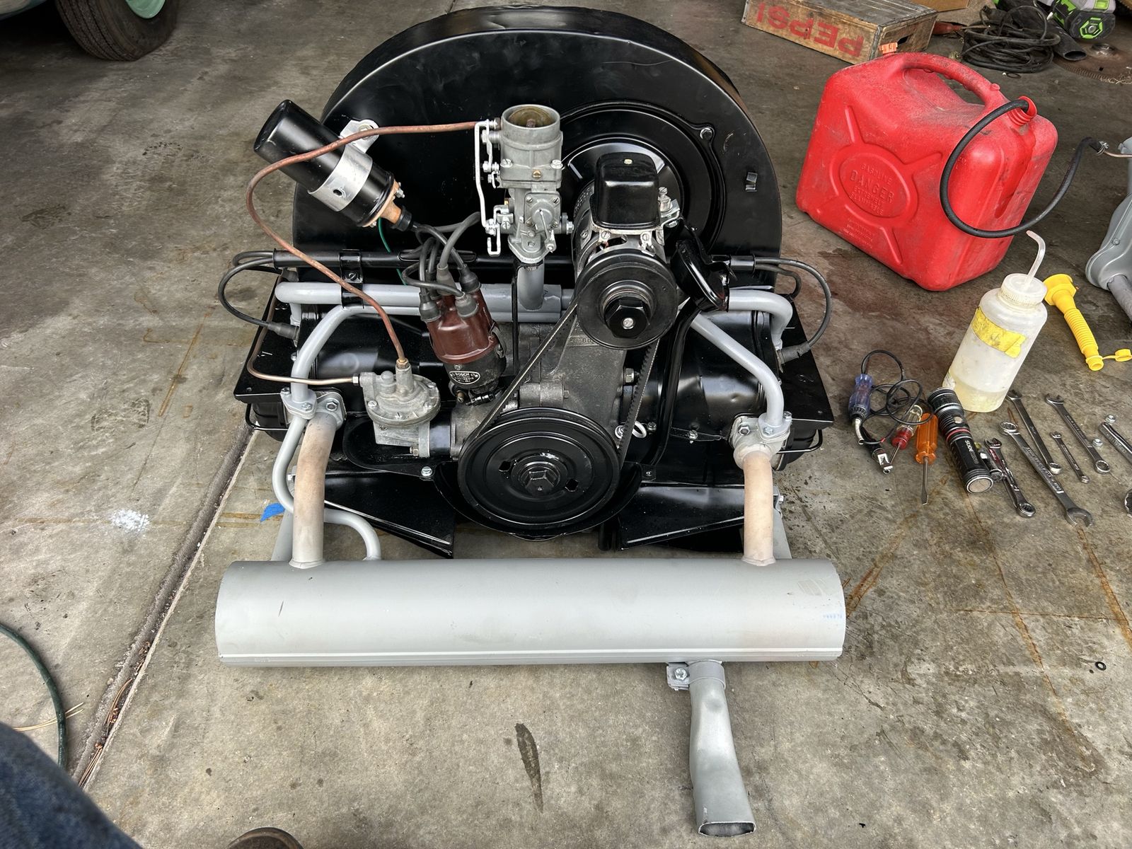 Main image 6