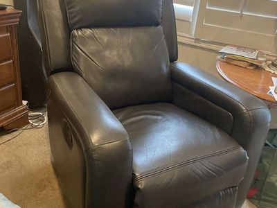 Two rocker recliners,