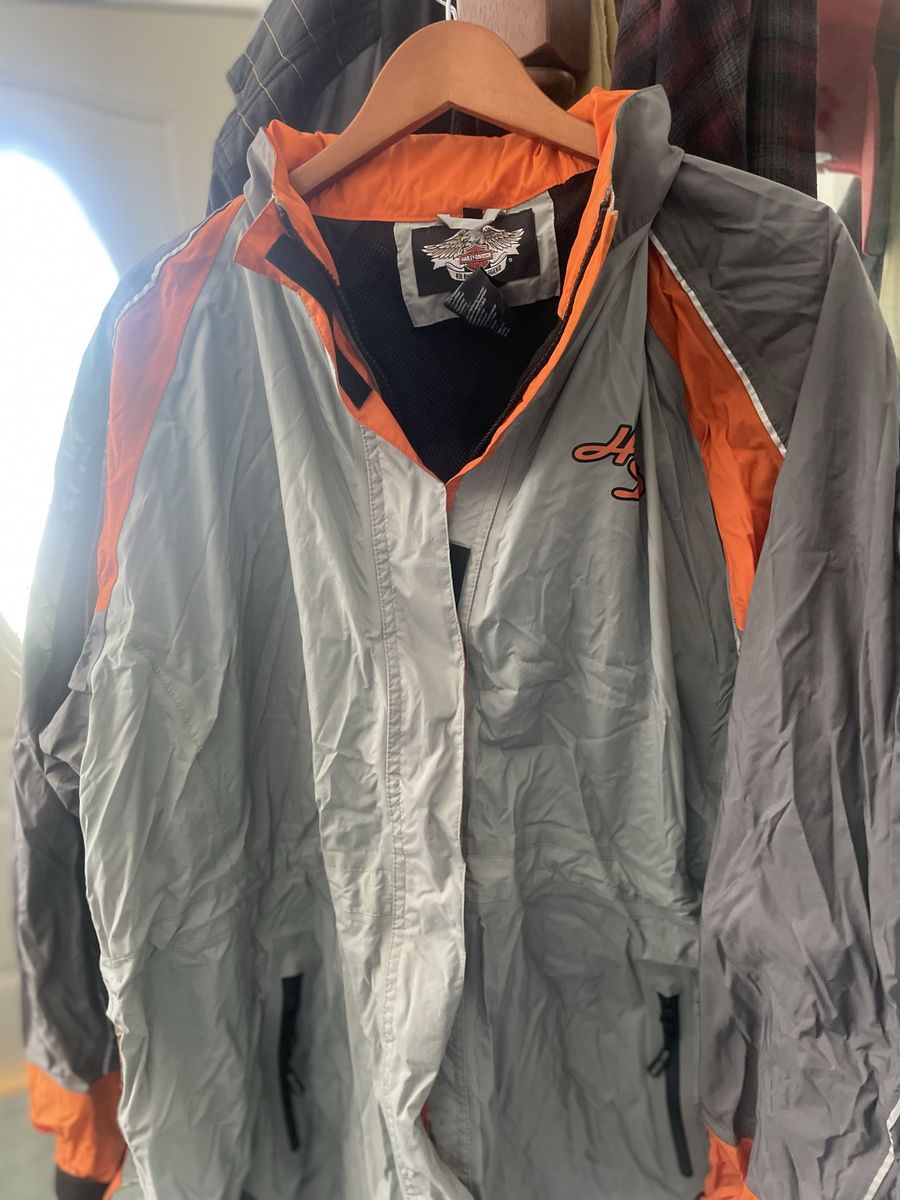 Harley-davidson women’s rain jacket size 3w great condition 