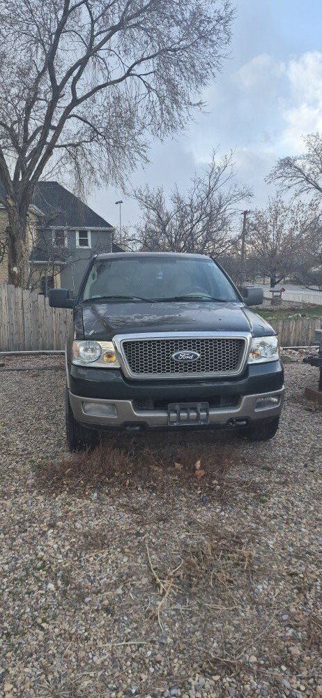 2005 FORD F150 Lariat
