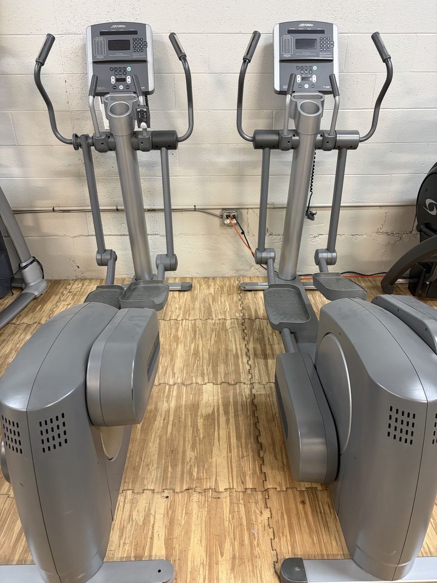 Life fitness ellipticals