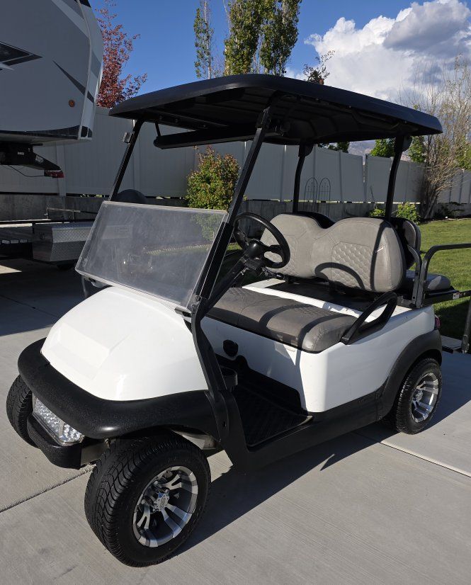 2017 Club Car Precedent Golf Cart