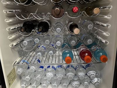 Wine Cooler / Wine Refrigerator – Great Condition
