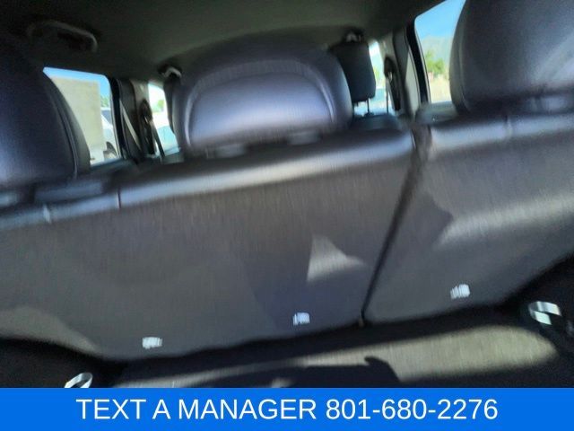 Main image 33