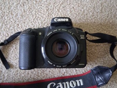 *Canon EOS 20D Digital Camera