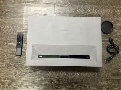 WEMAX L16FGN 4K ULTRA HD SMART LASER PROJECTOR WITH REMOTE AND CORD