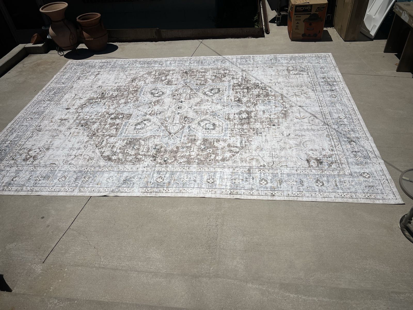 Main image 7