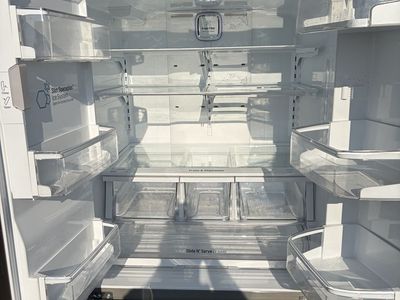 LG Fridge 28.6 Cubic Feet